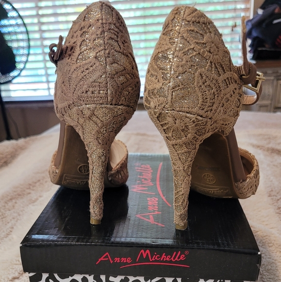 Ann Michelle heels size 7 💖 - Picture 2 of 5
